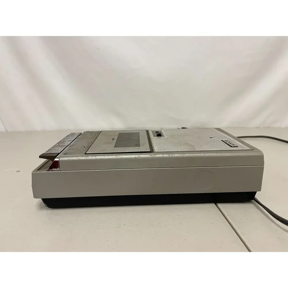 Vintage Sony TCM-787 Silver CASSETTE Corder Tape PLAYER With PLUG Untested
